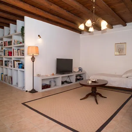 Jasmine House * تسيليفي