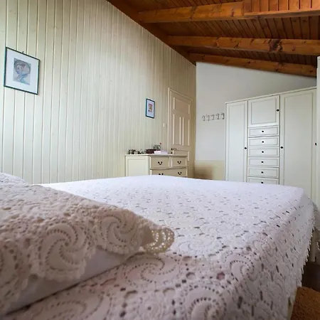 Hétvégi ház Jasmine House